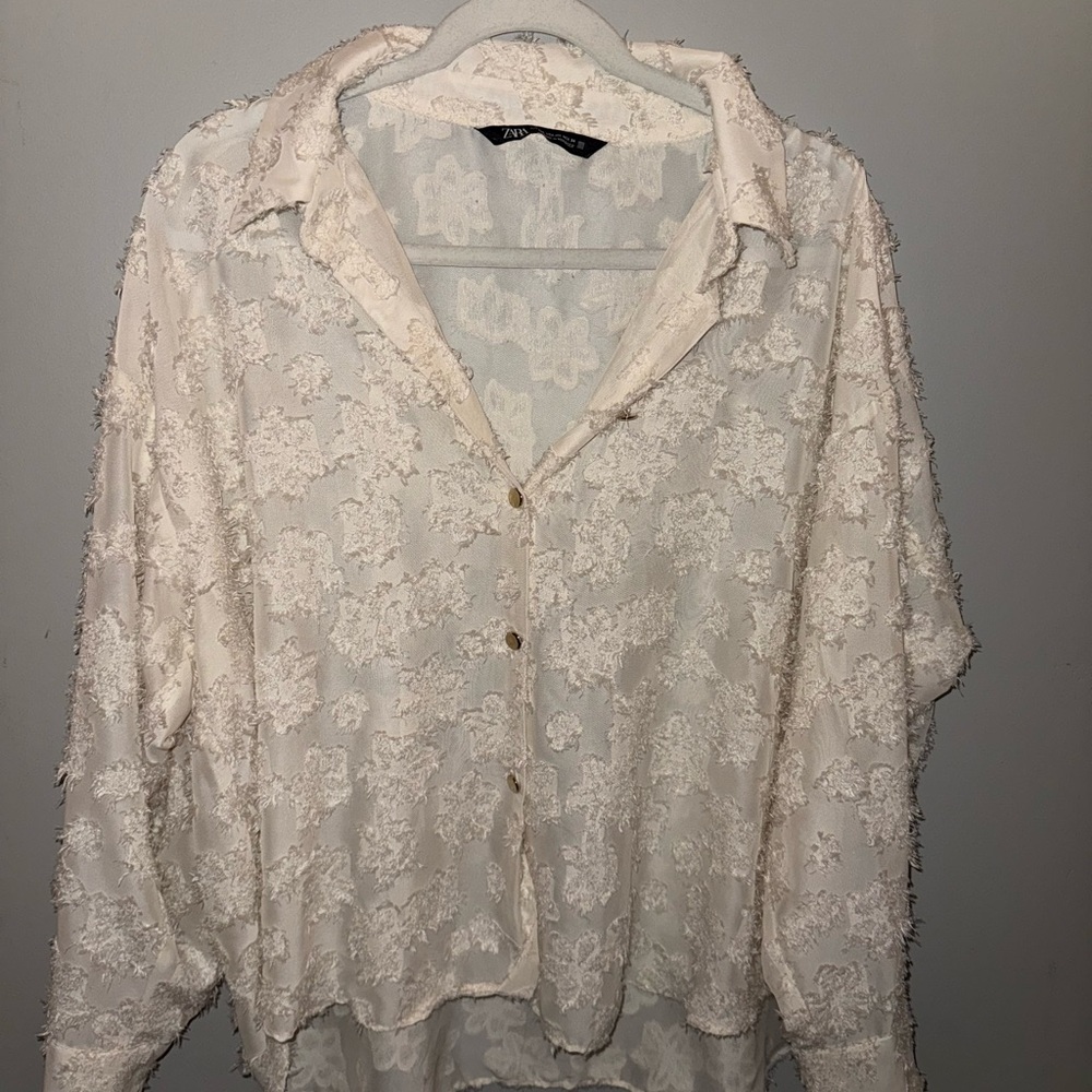 Zara Elegant Cream Lace Button-Up Blouse